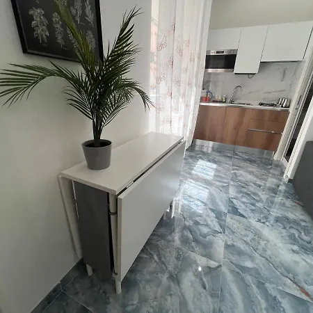 Borgo 1313 Apartment