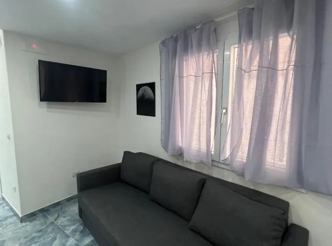 Borgo 1313 アパート