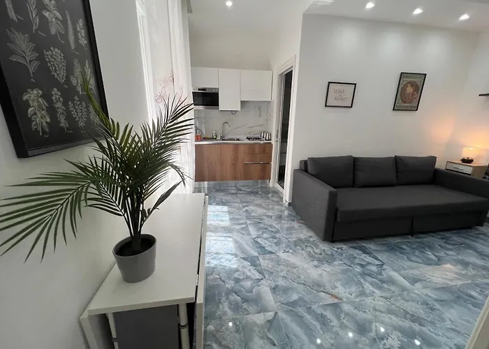 Borgo 1313 ナポリ