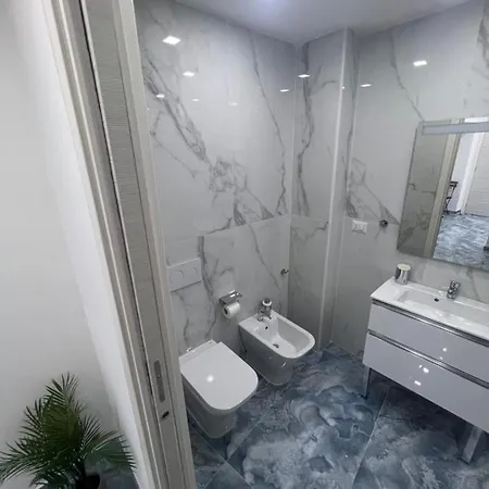 Borgo 1313 * Nápoly