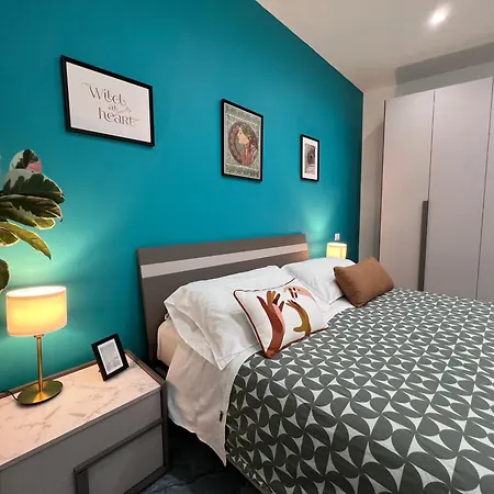 Borgo 1313 * Nápoly